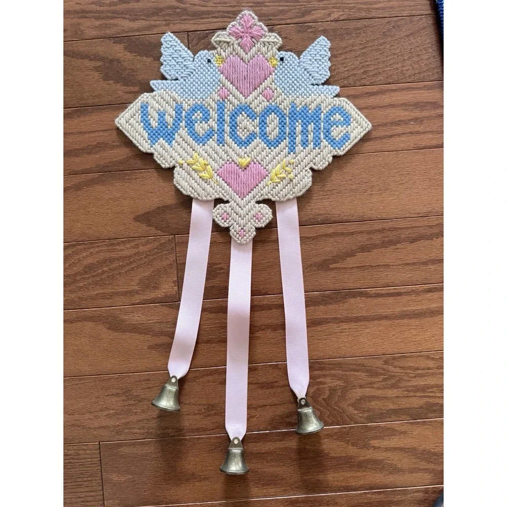 (9)‎ Vintage 70s Holiday Wall Door Hanging Needlepoint Plastic Canvas Retro - Picture 11 of 16